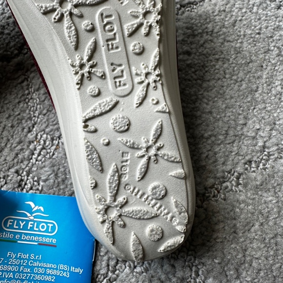 Beautiful Flyflot anti shock made in Italy slip on Burgundy clog size 35 EU 5 US - Picture 12 of 12